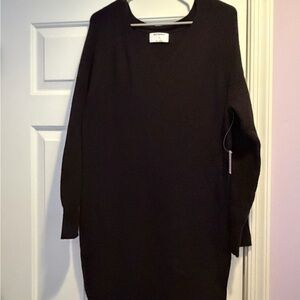 Old Navy Black Knit V-Neck Dress